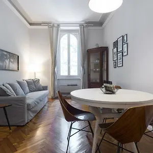 Primopiano - Monte Nero Appartement Milan